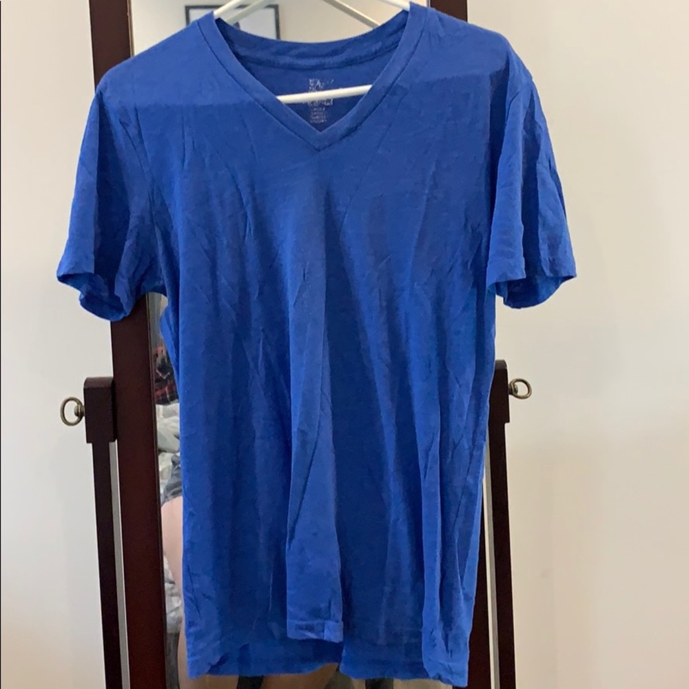 Men’s blue v-neck shirt
